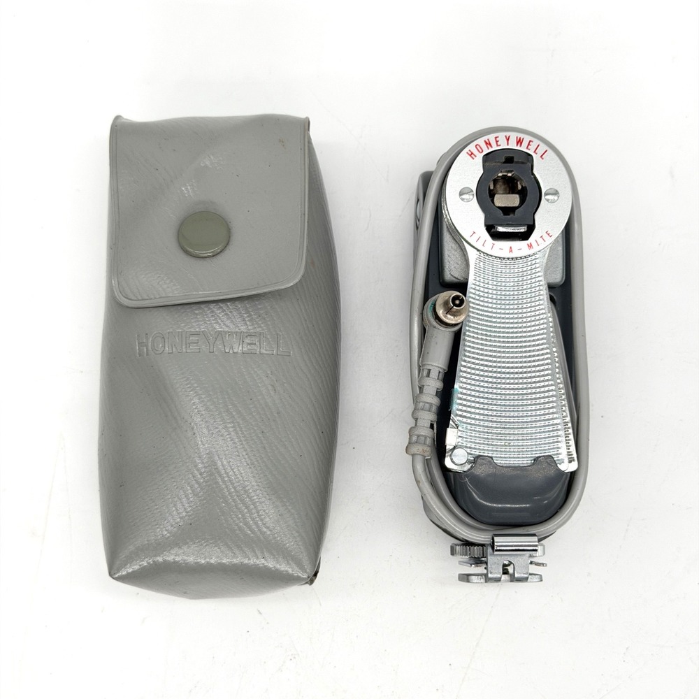 Honeywell Tilt-A-Mite Folding Camera Flash Unit with Case Made in Japan Vintage